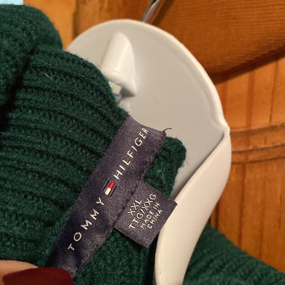 Tommy Hilfiger turtle neck sweater - Picture 7 of 7